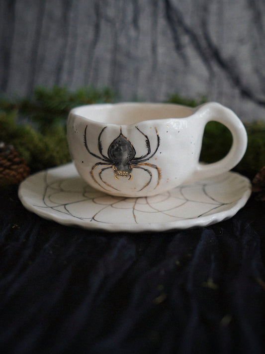 Golden Web Ritual Set — Mug & Saucer (150ml)