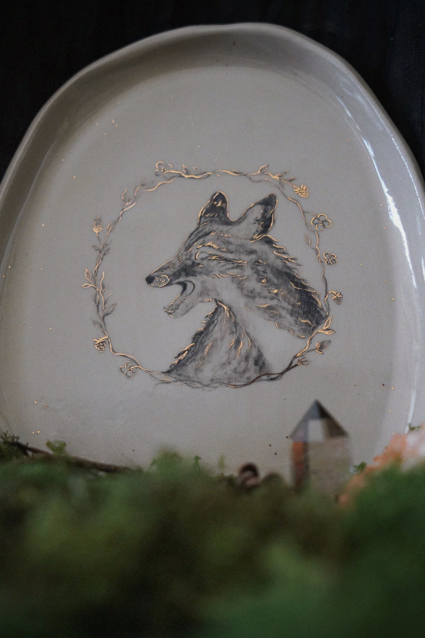 Blackberry Fox Plate