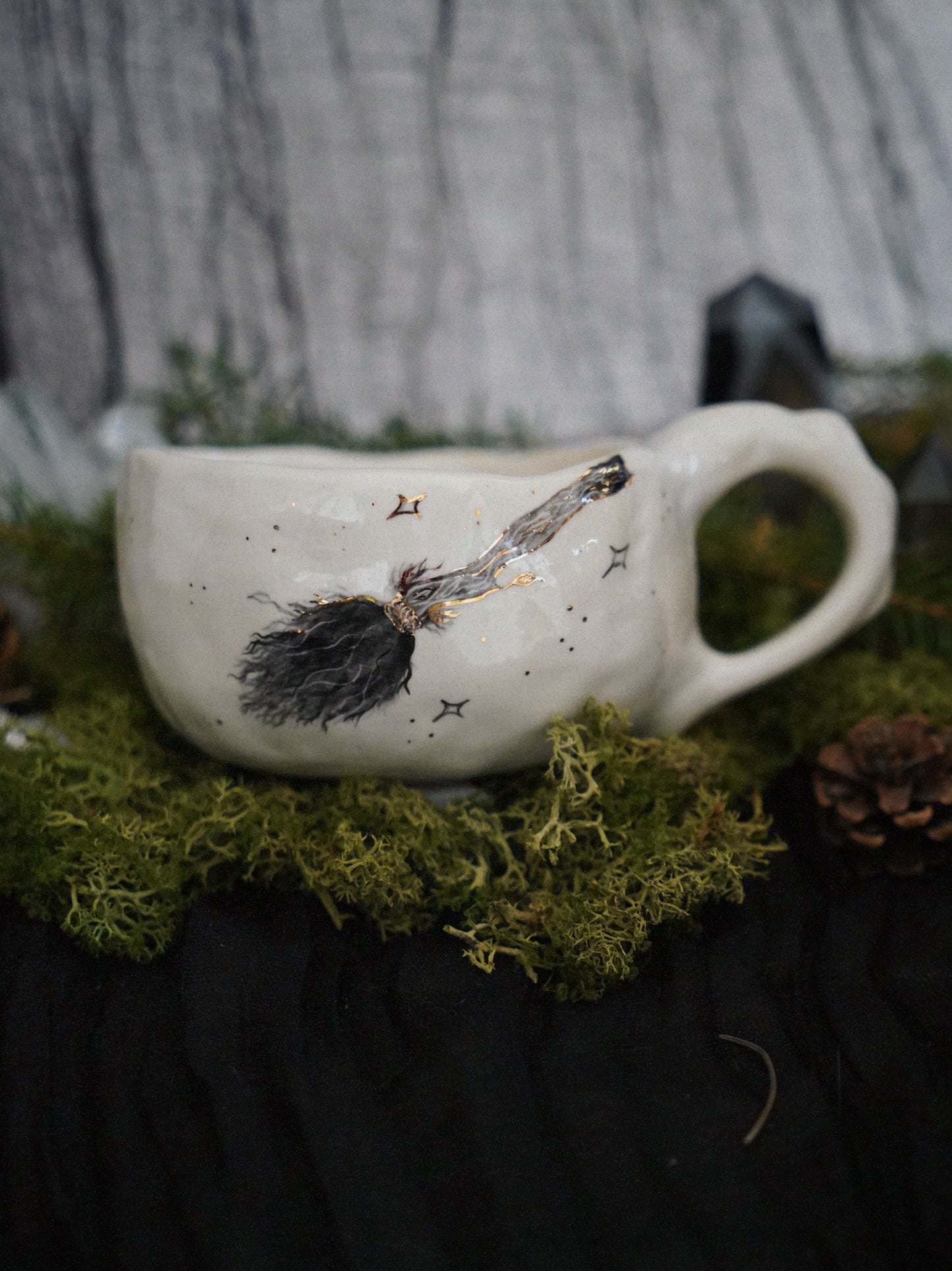 Enchanted Broom Mug (200ml)